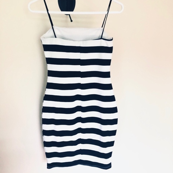 Style Rack Black and White striped spaghetti strap bodycon mini dress size small - Picture 3 of 6
